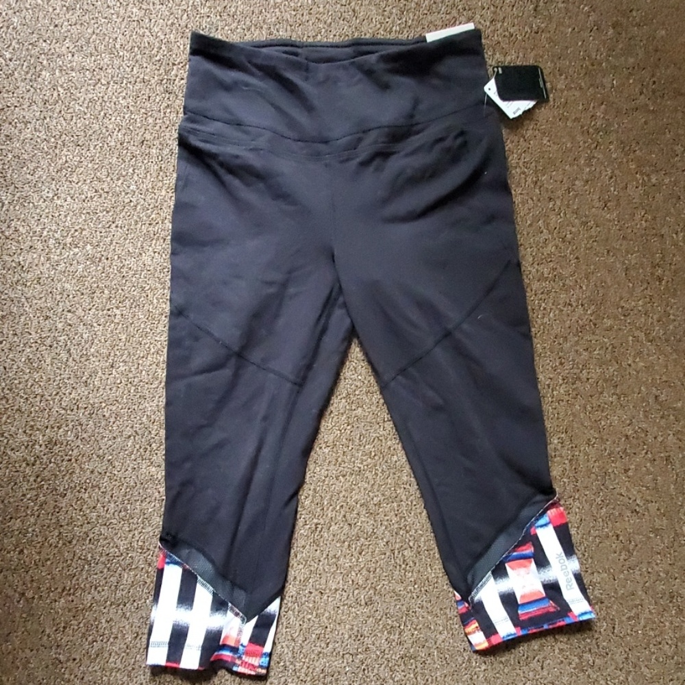 Reebok capri leggings sz M